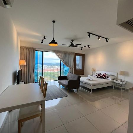 Francesco Suite - Trefoil Setia Alam-Near Setia City Mall & Setia Convention Centre Экстерьер фото